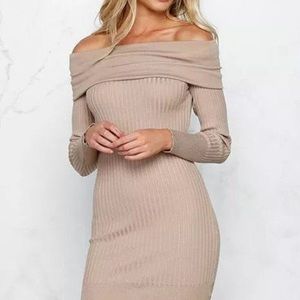 Off shoulder sweater day dress. TAKING OFFERS